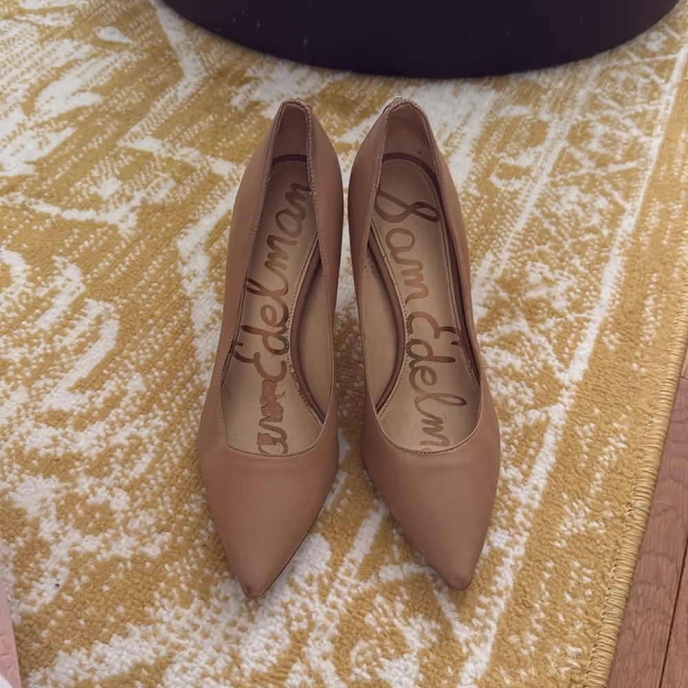 Sam Edelman Hazel Pointed Toe Pumps - Picture 3 of 7